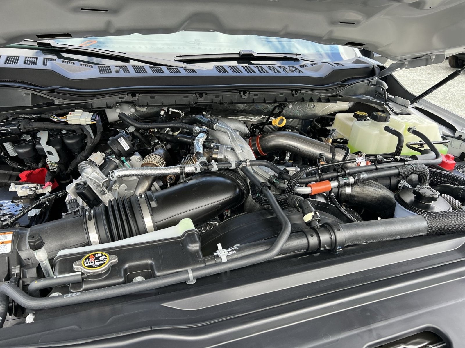 2027 Ford F-350SD Lariat