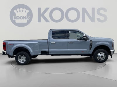 2027 Ford F-350SD Lariat