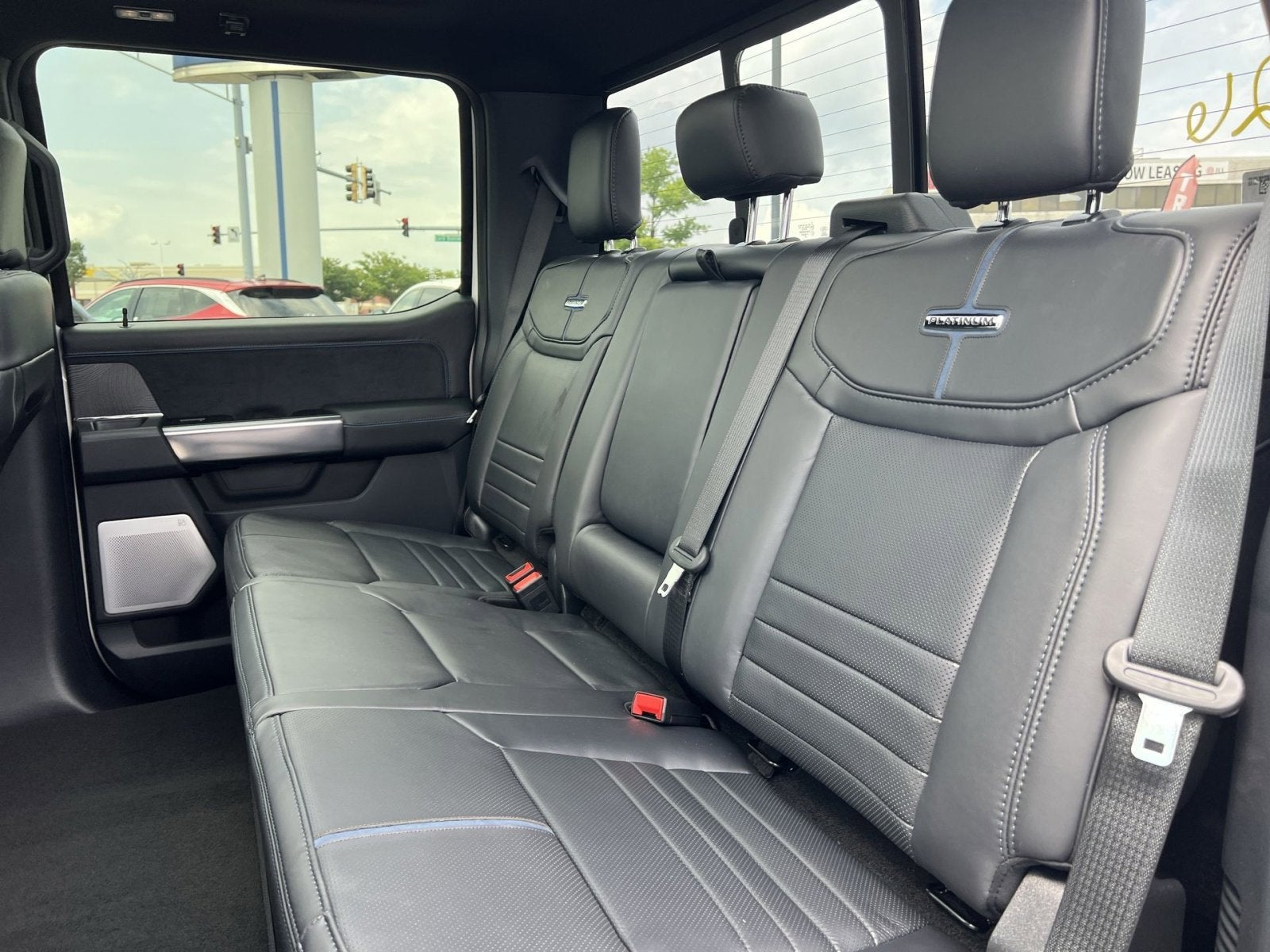 2025 Ford F-350SD Platinum