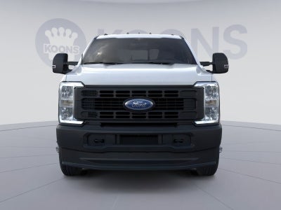 2026 Ford Super Duty F-350 DRW Pickup XL