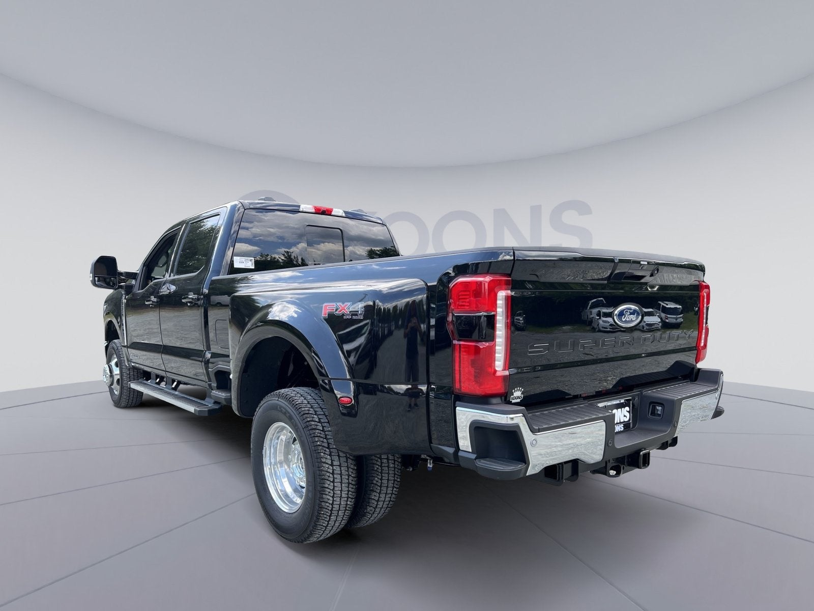 2026 Ford F-350SD Lariat