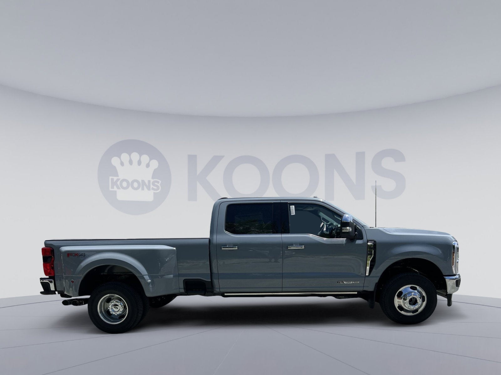 2026 Ford F-350SD Lariat