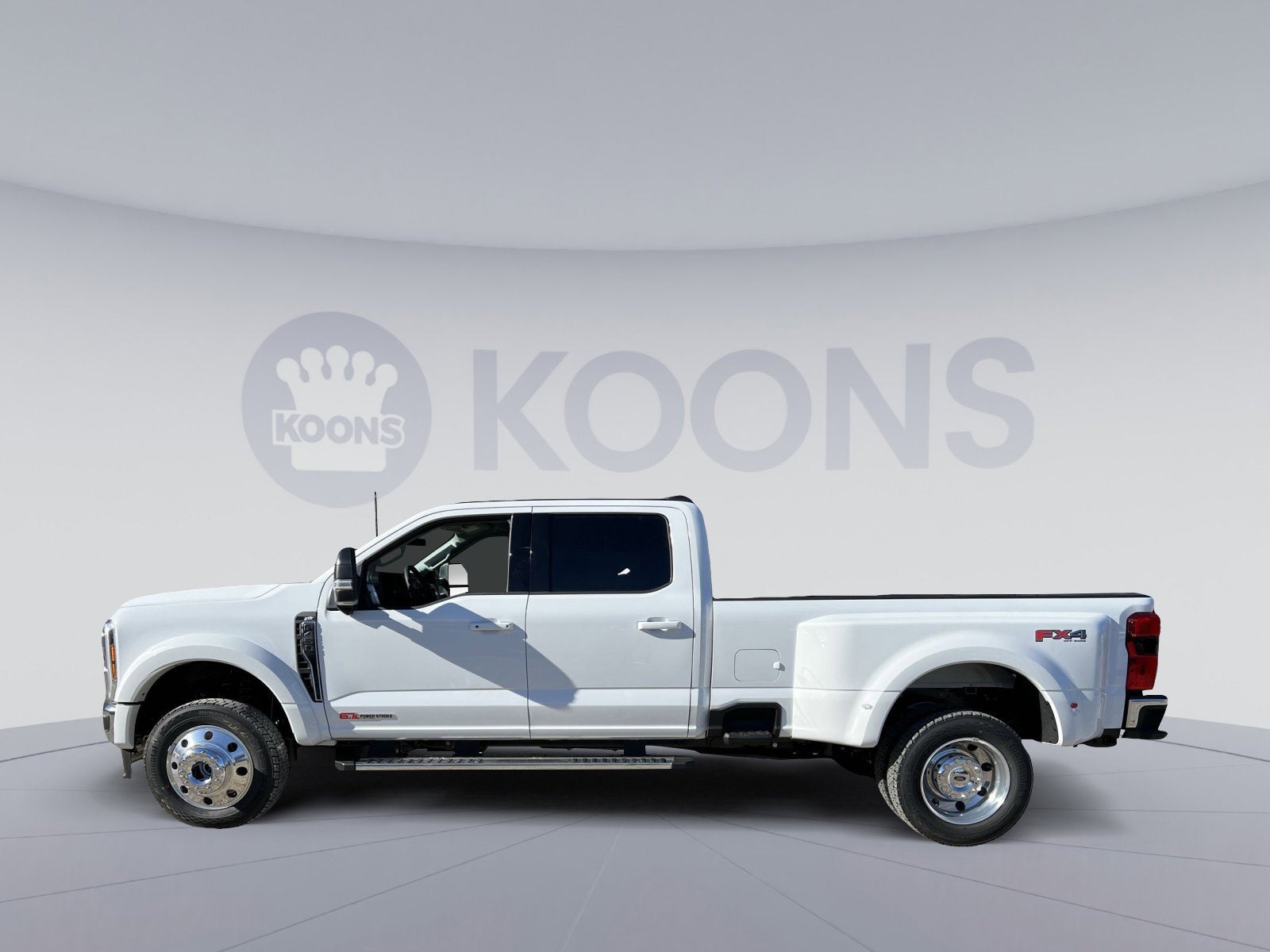2026 Ford F-450SD XLT