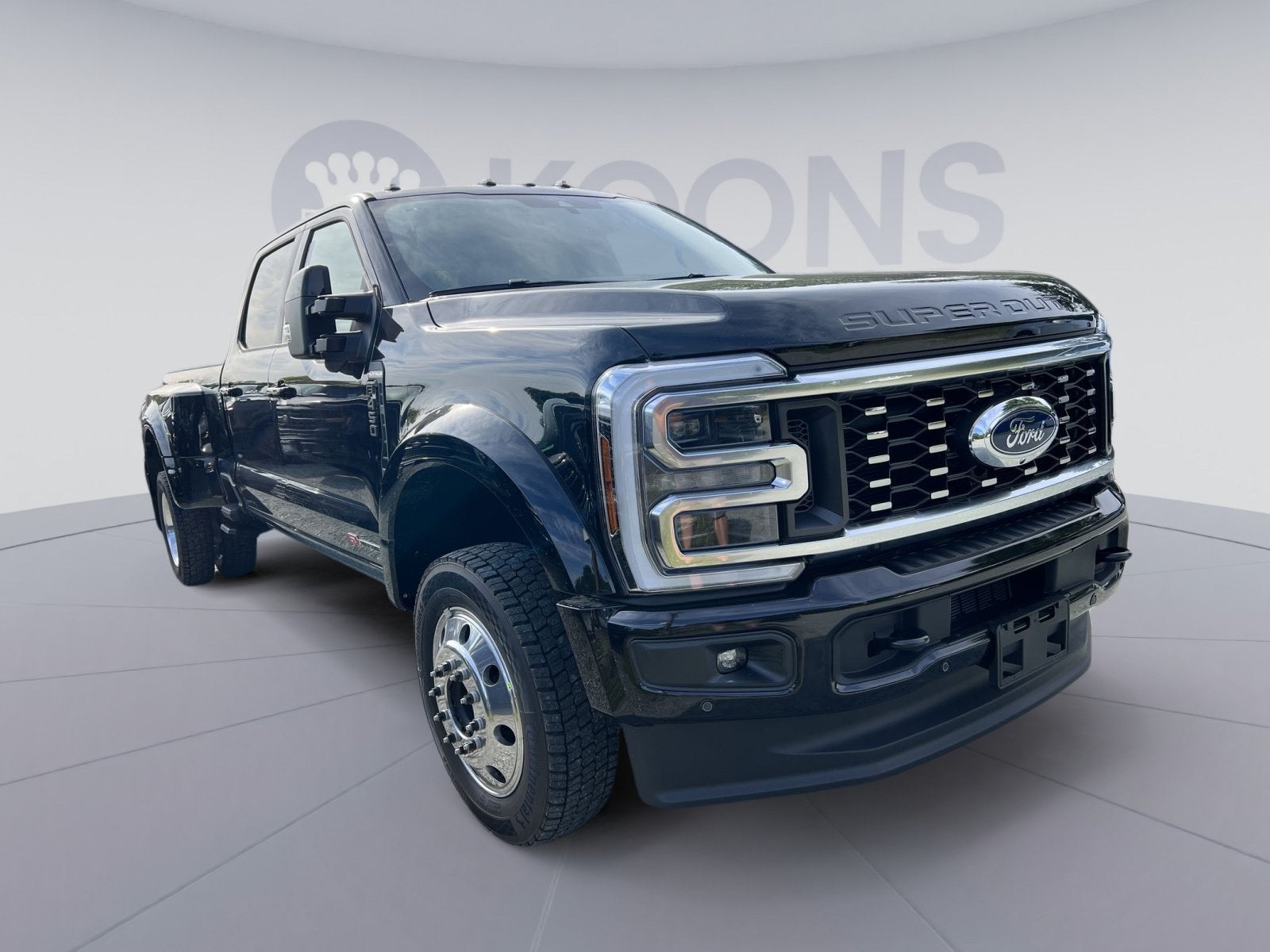 2026 Ford F-450SD Platinum