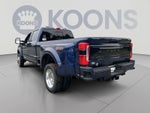 2027 Ford F-450SD Platinum
