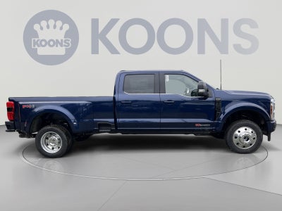 2027 Ford F-450SD Platinum