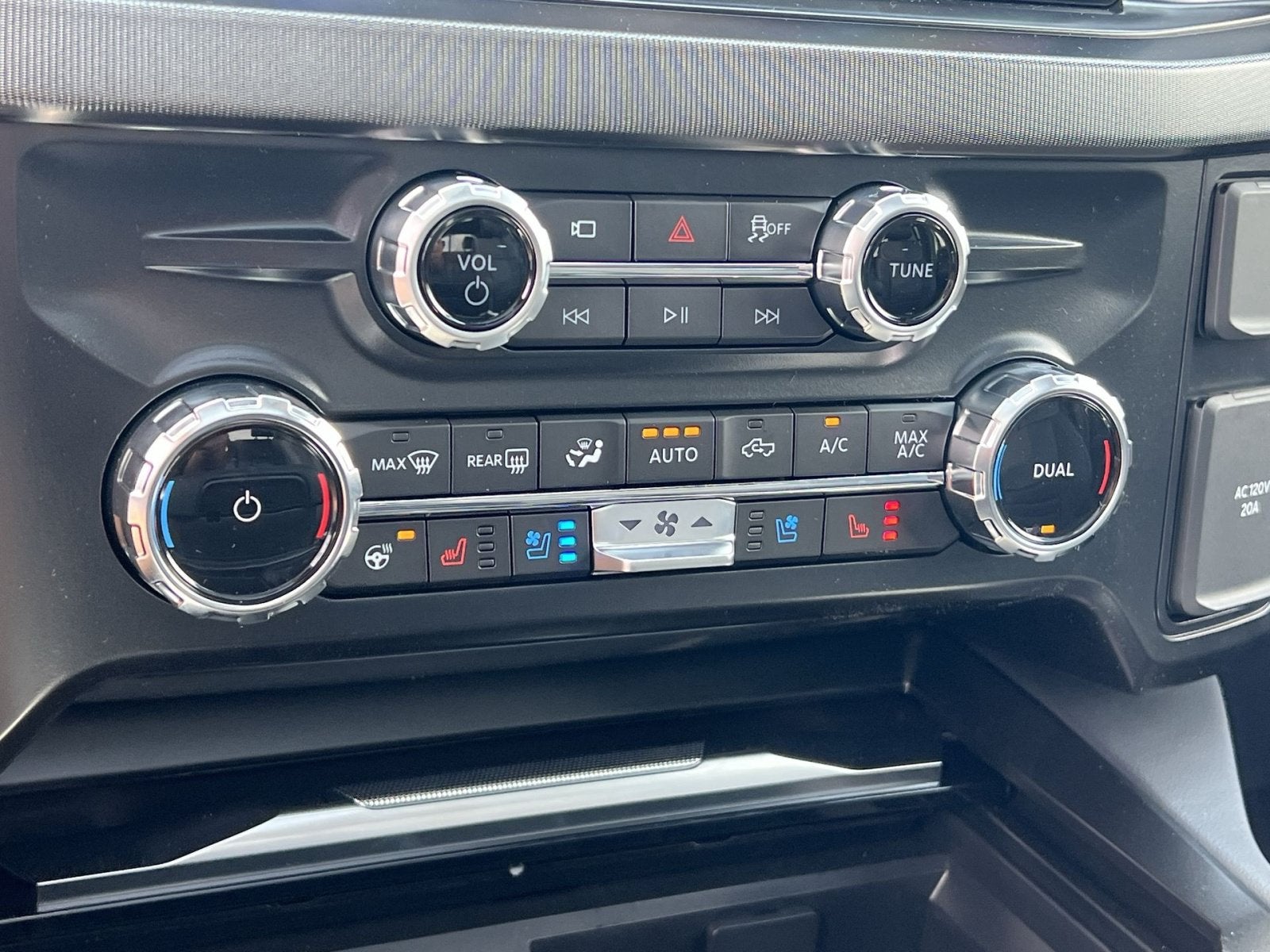 2026 Ford F-450SD Platinum