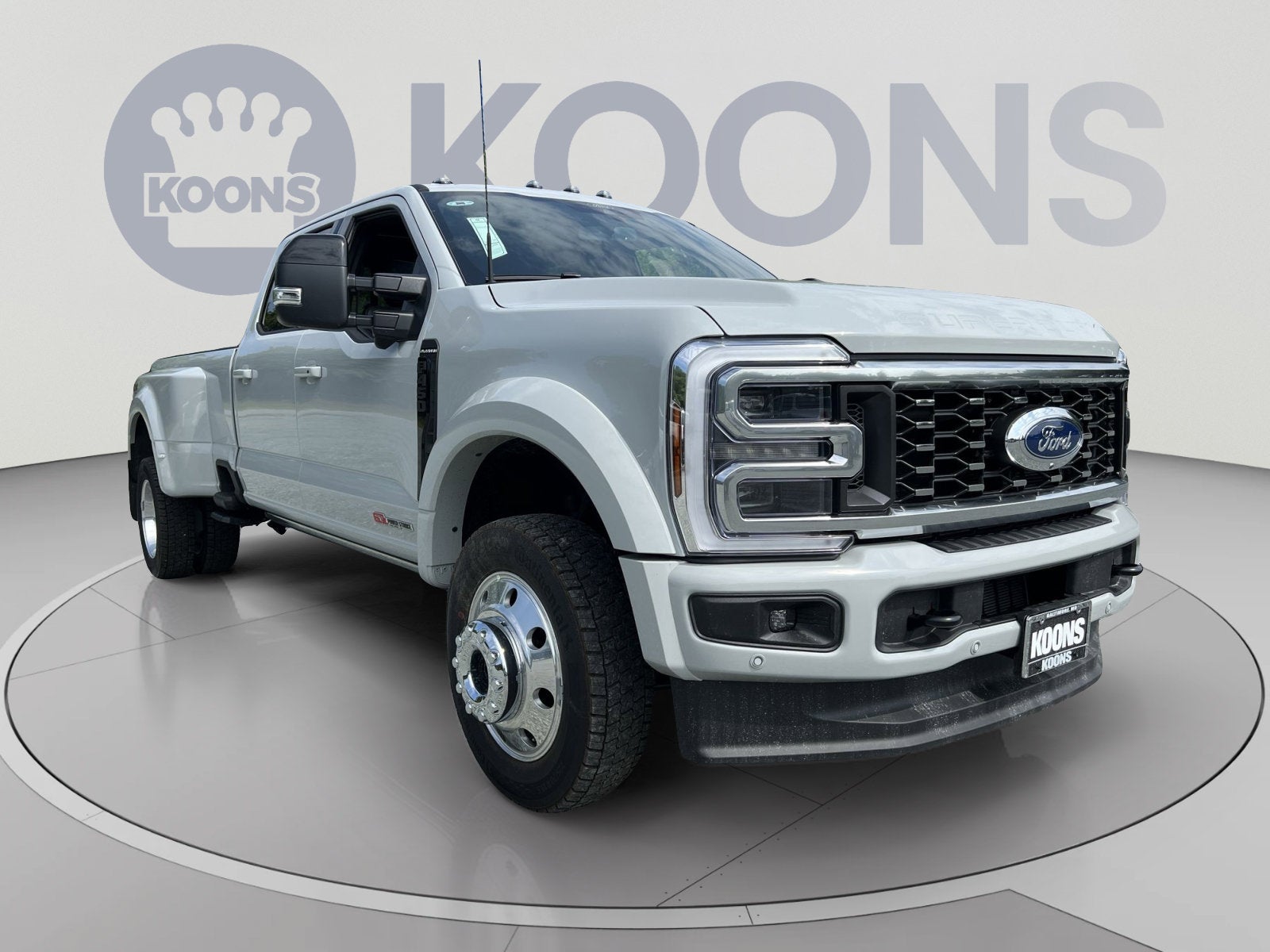 2026 Ford F-450SD Platinum