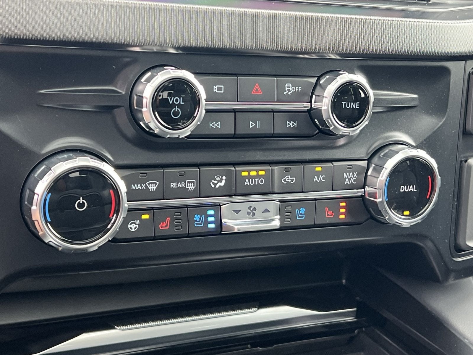 2027 Ford F-450SD Platinum