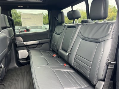 2027 Ford F-450SD Platinum