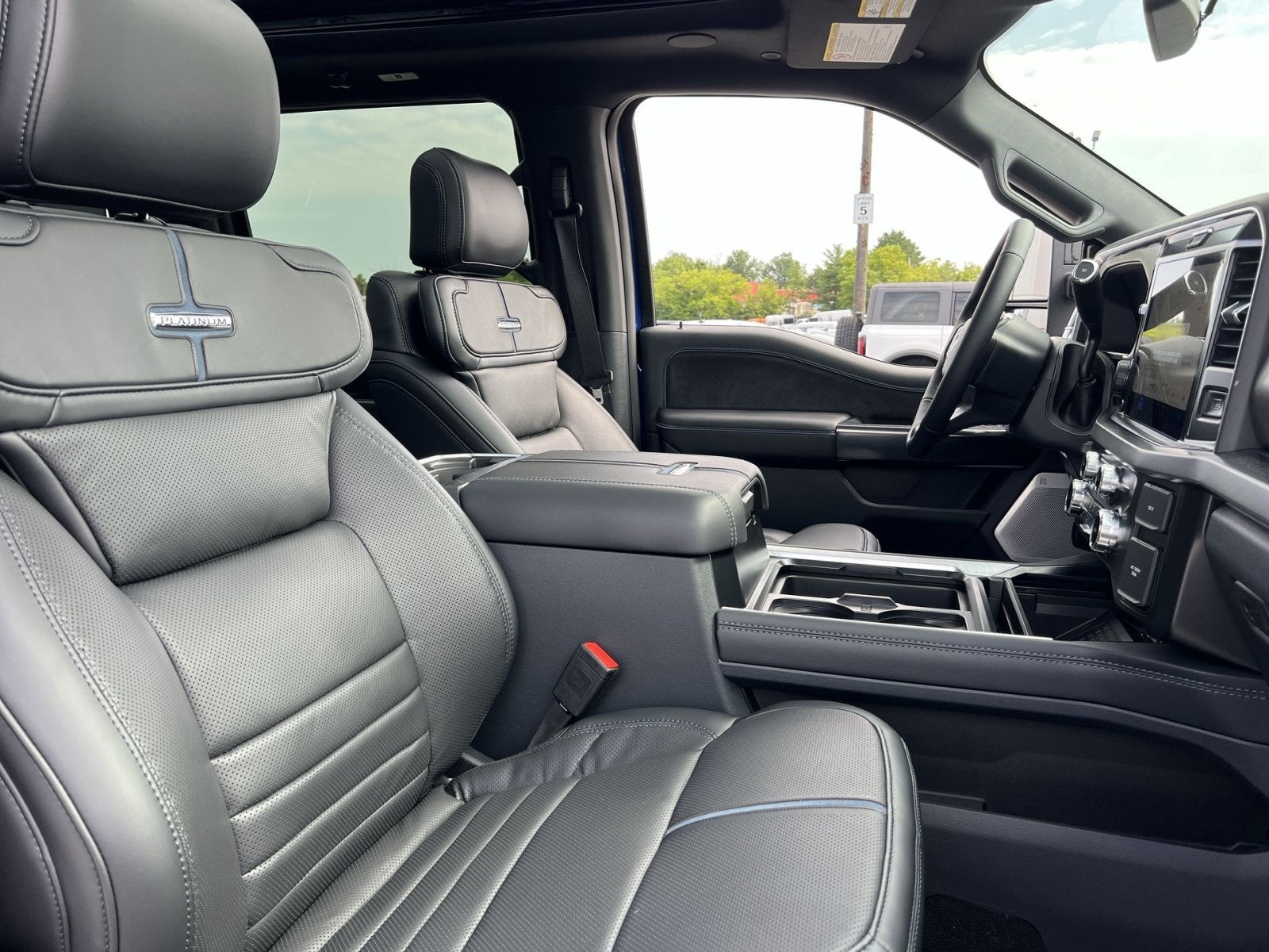 2026 Ford F-450SD Platinum