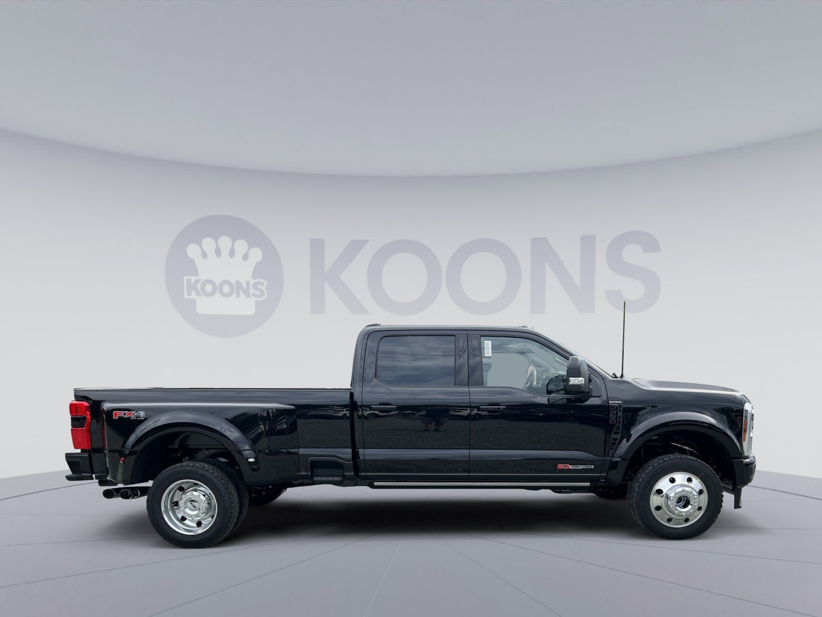 2026 Ford F-450SD Platinum
