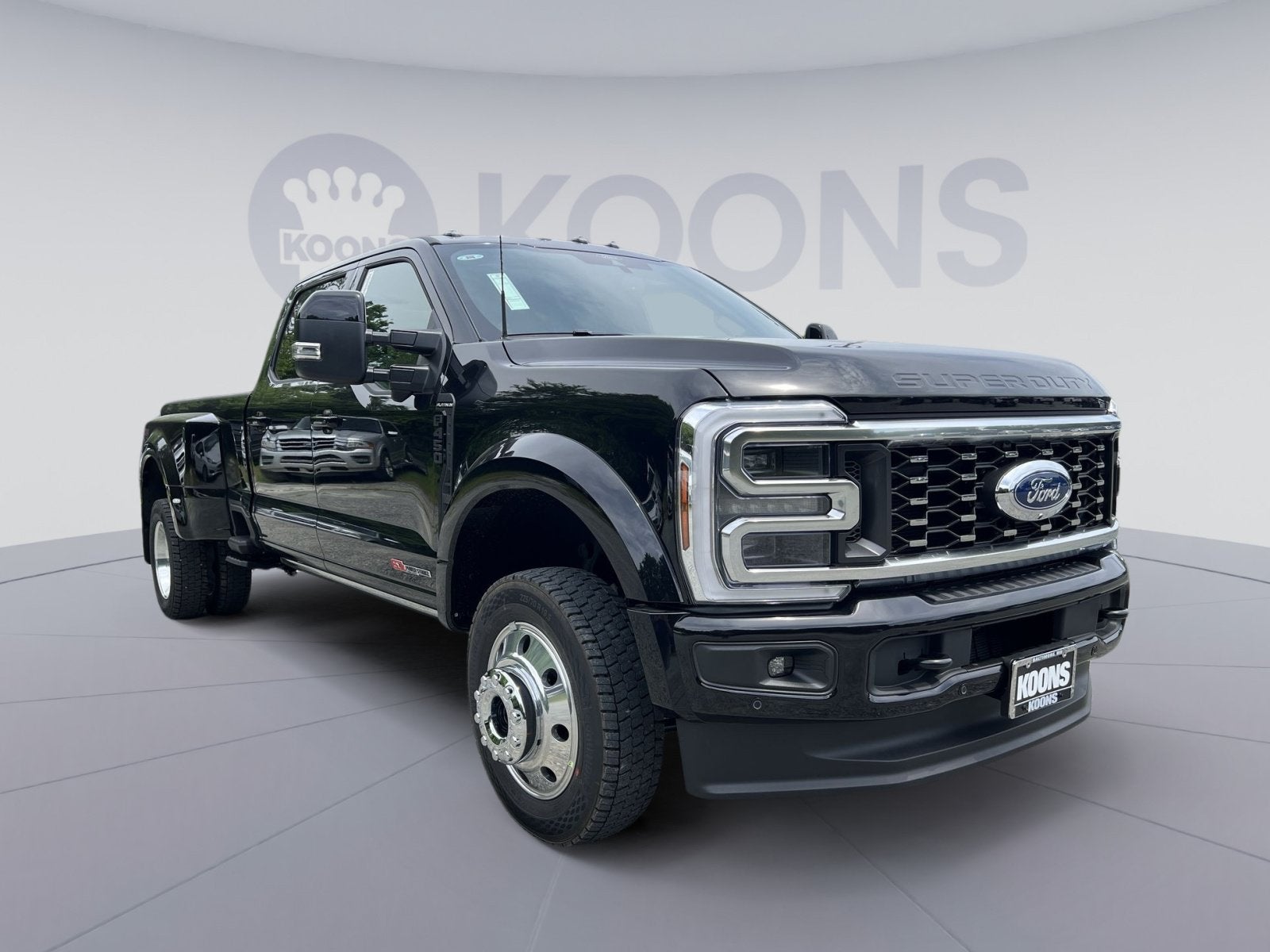 2026 Ford F-450SD Platinum
