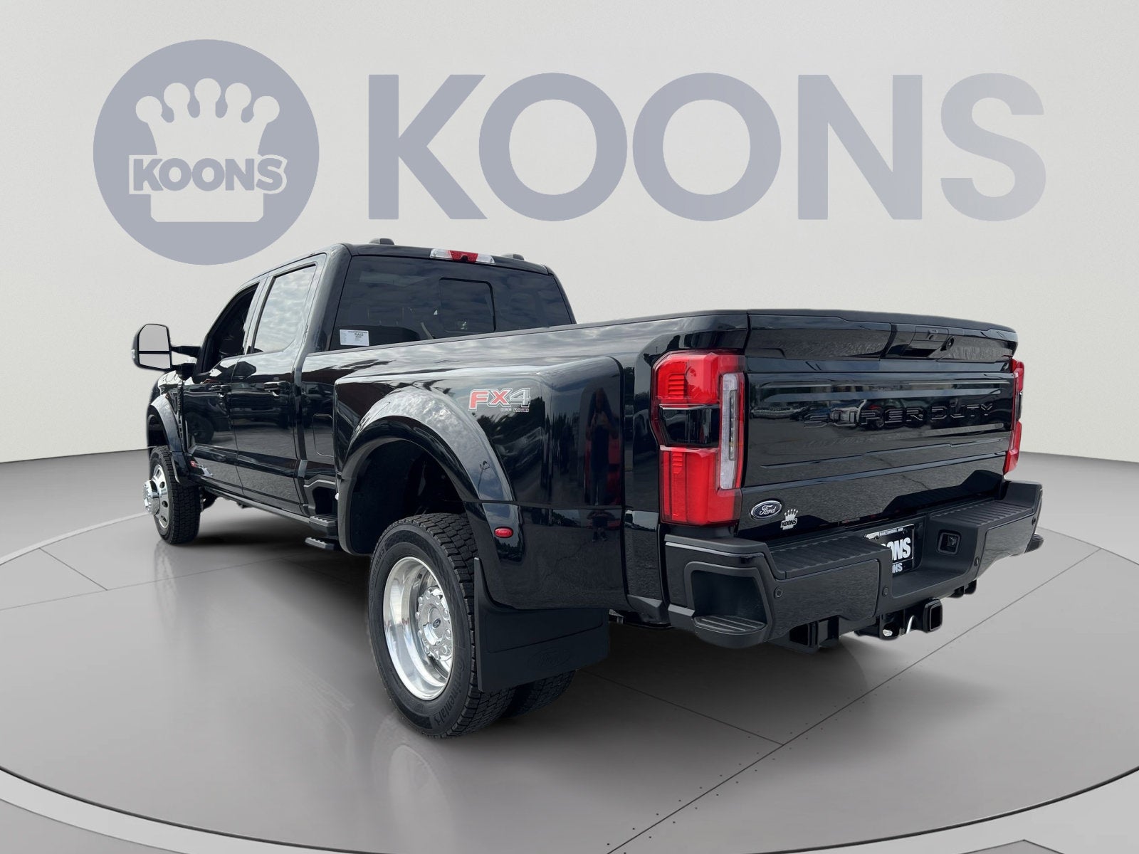 2026 Ford F-450SD Platinum