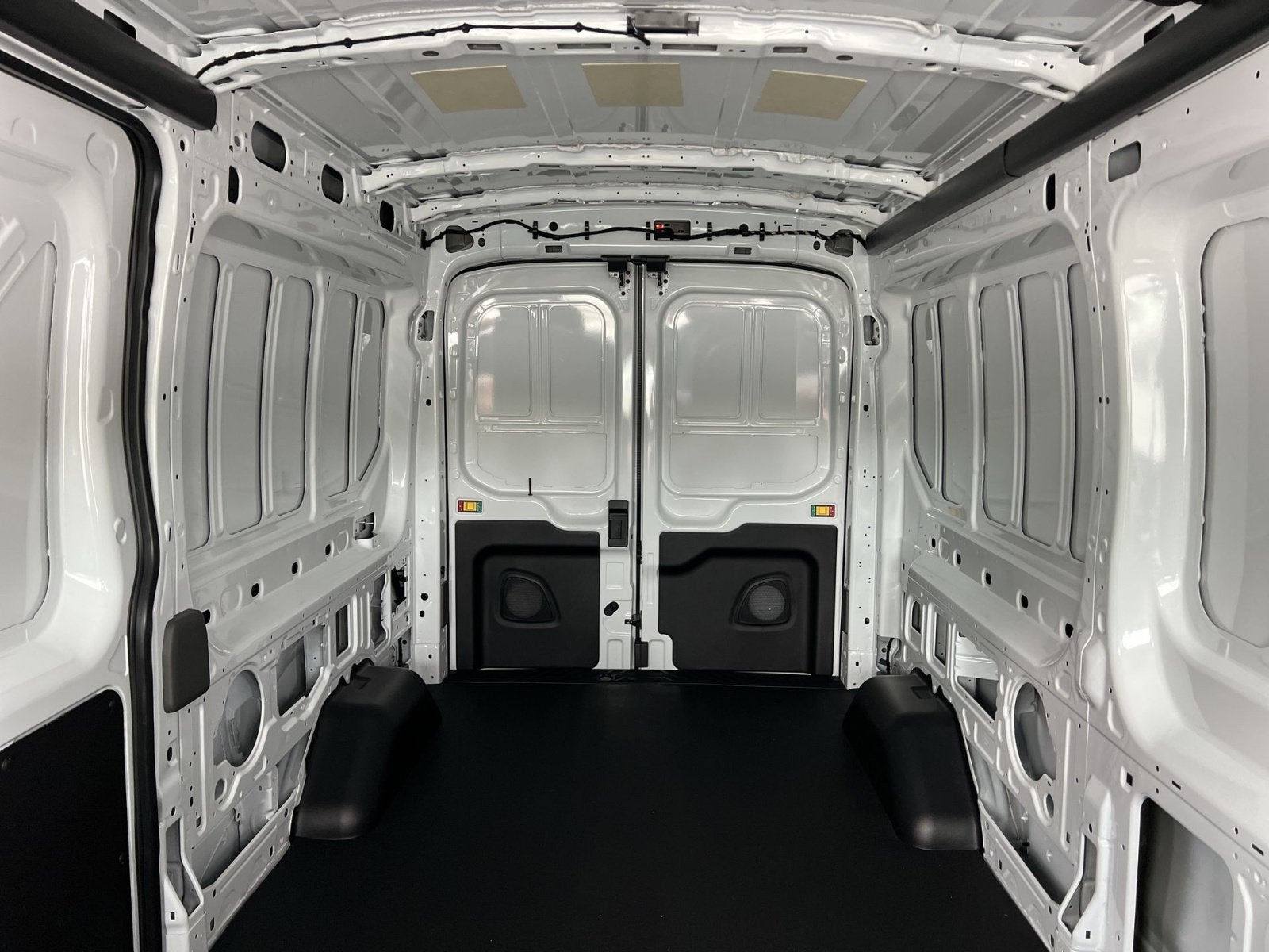 2027 Ford Transit-250 Base