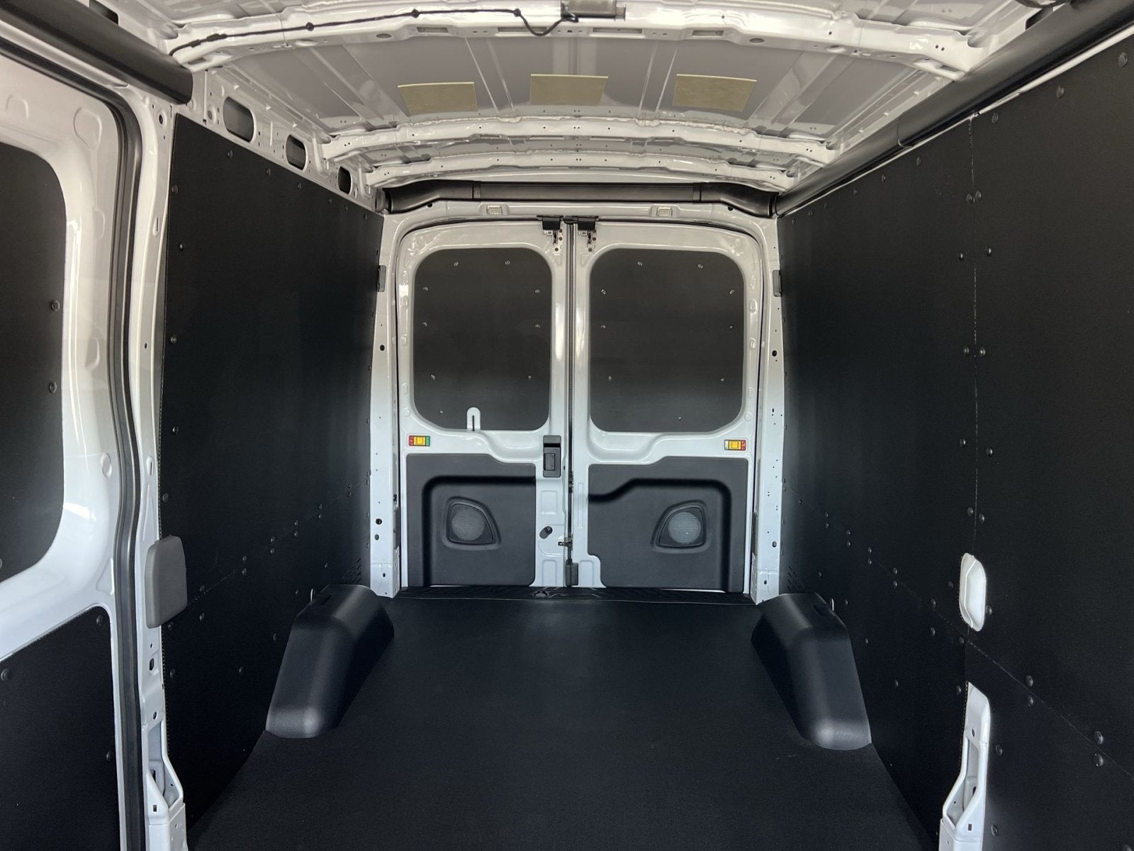 2027 Ford Transit-250 Base