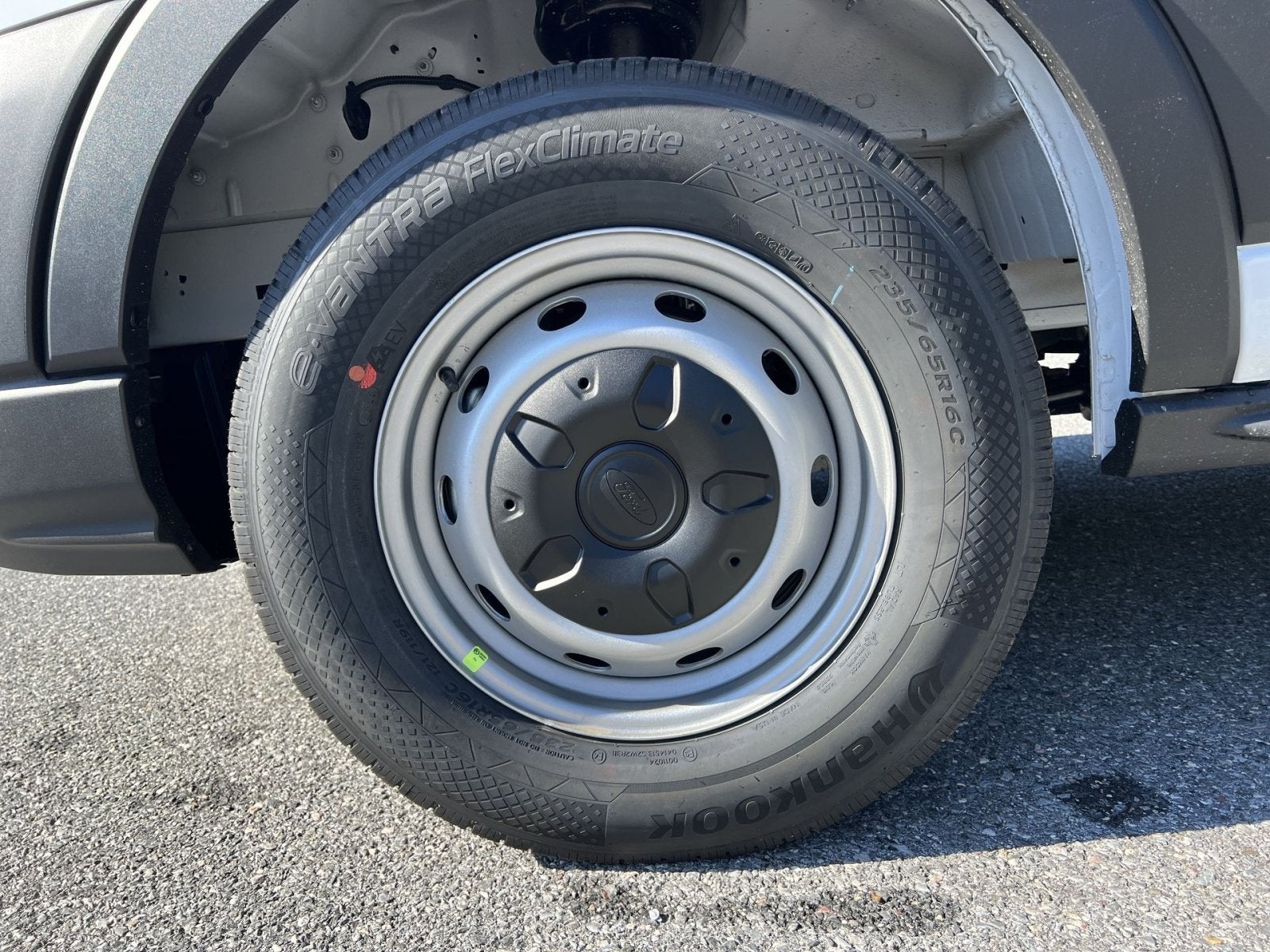 2027 Ford Transit-250 Base