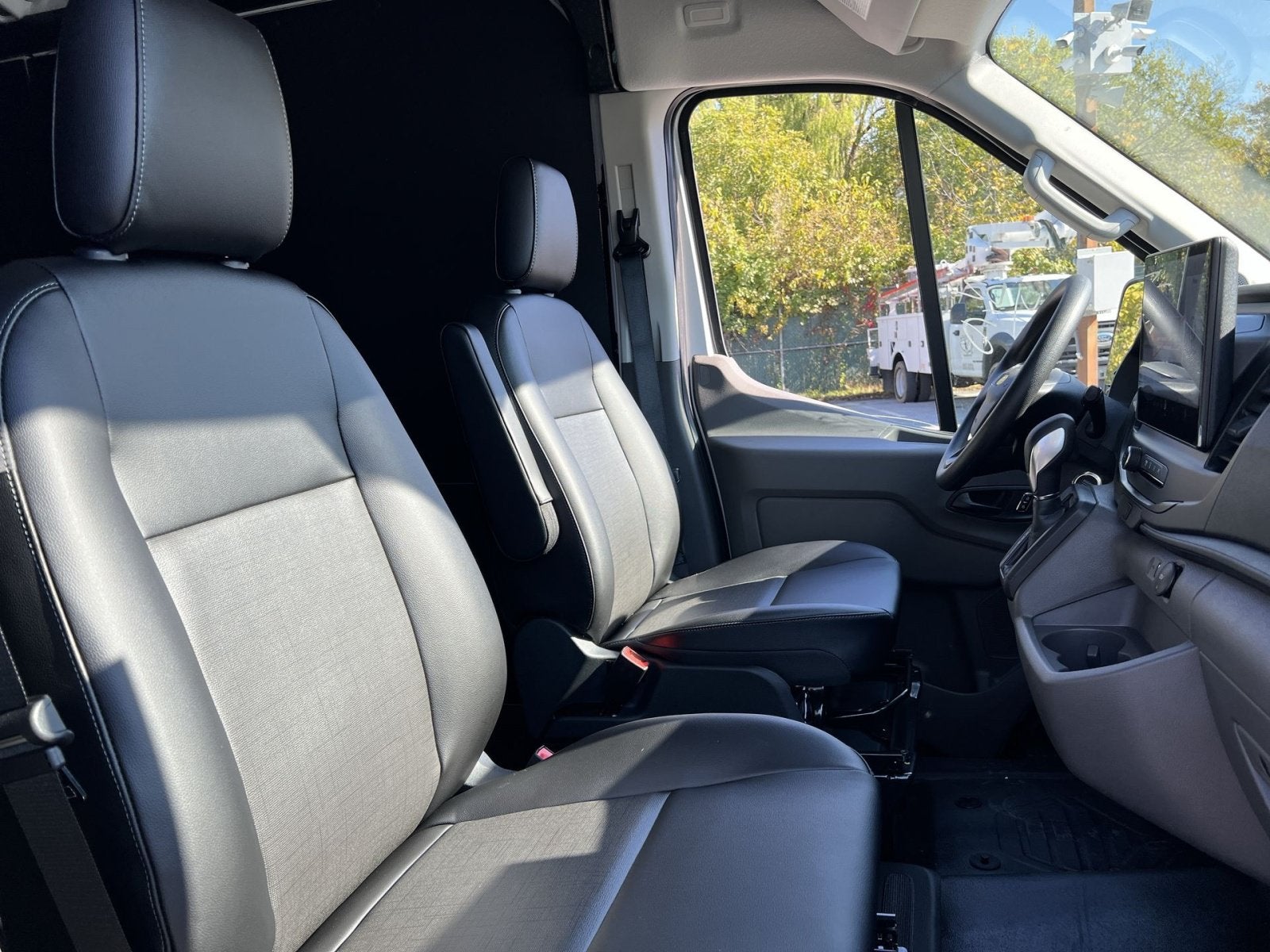 2027 Ford Transit-250 Base