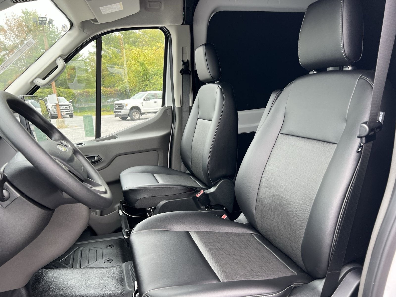 2027 Ford Transit-250 Base