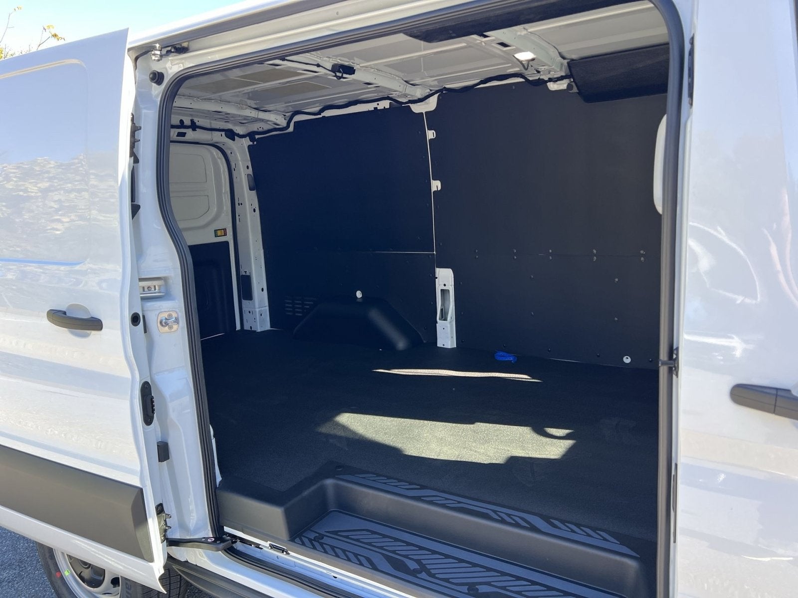 2027 Ford Transit-250 Base