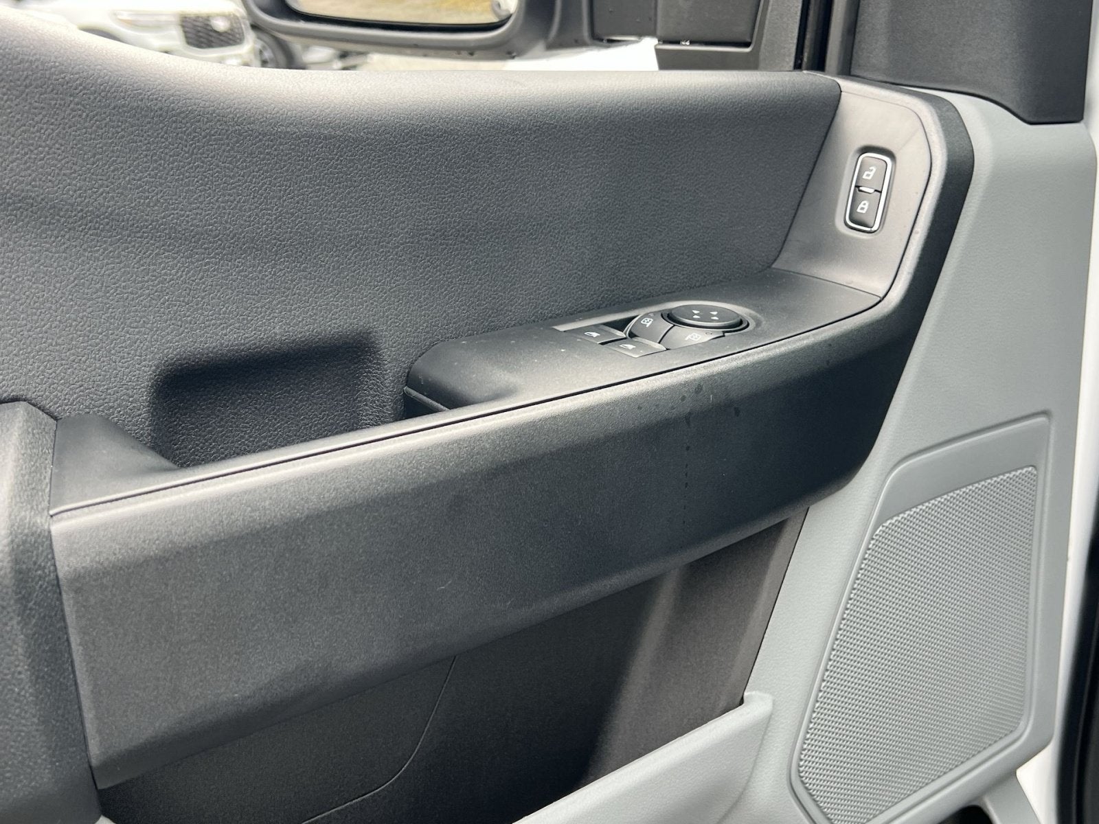 2027 Ford F-250SD XL