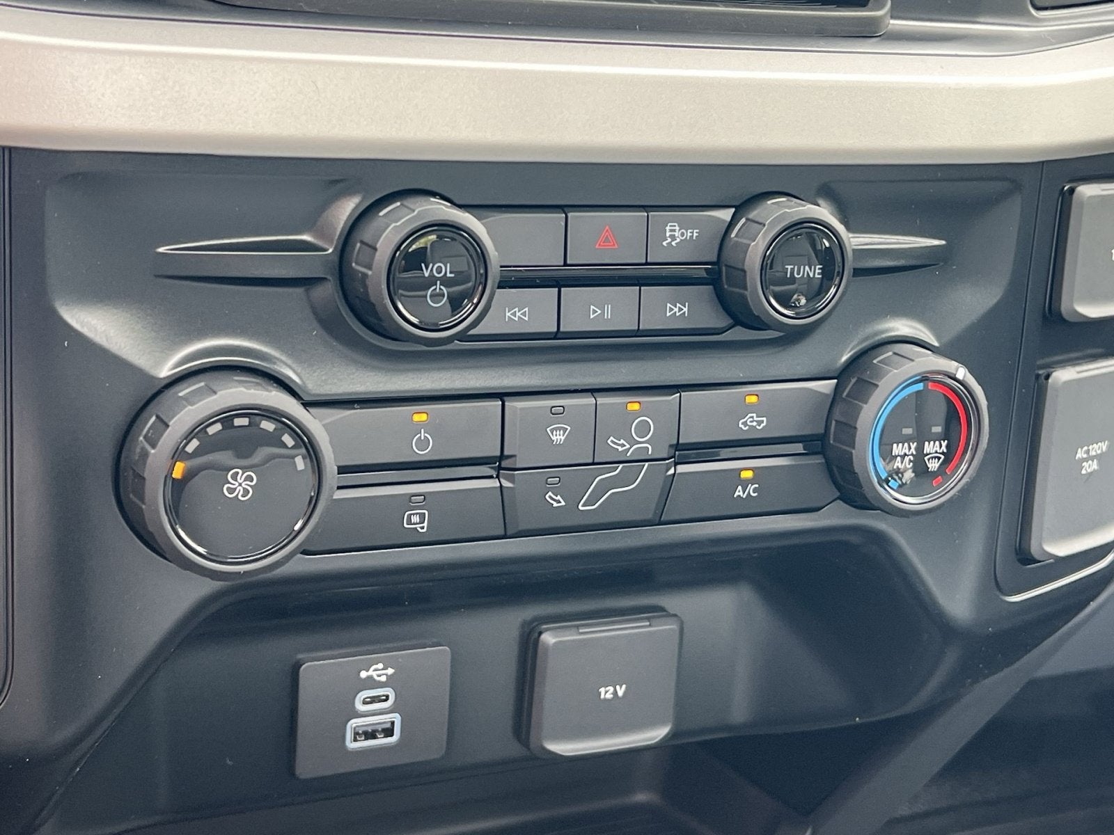2027 Ford F-250SD XL