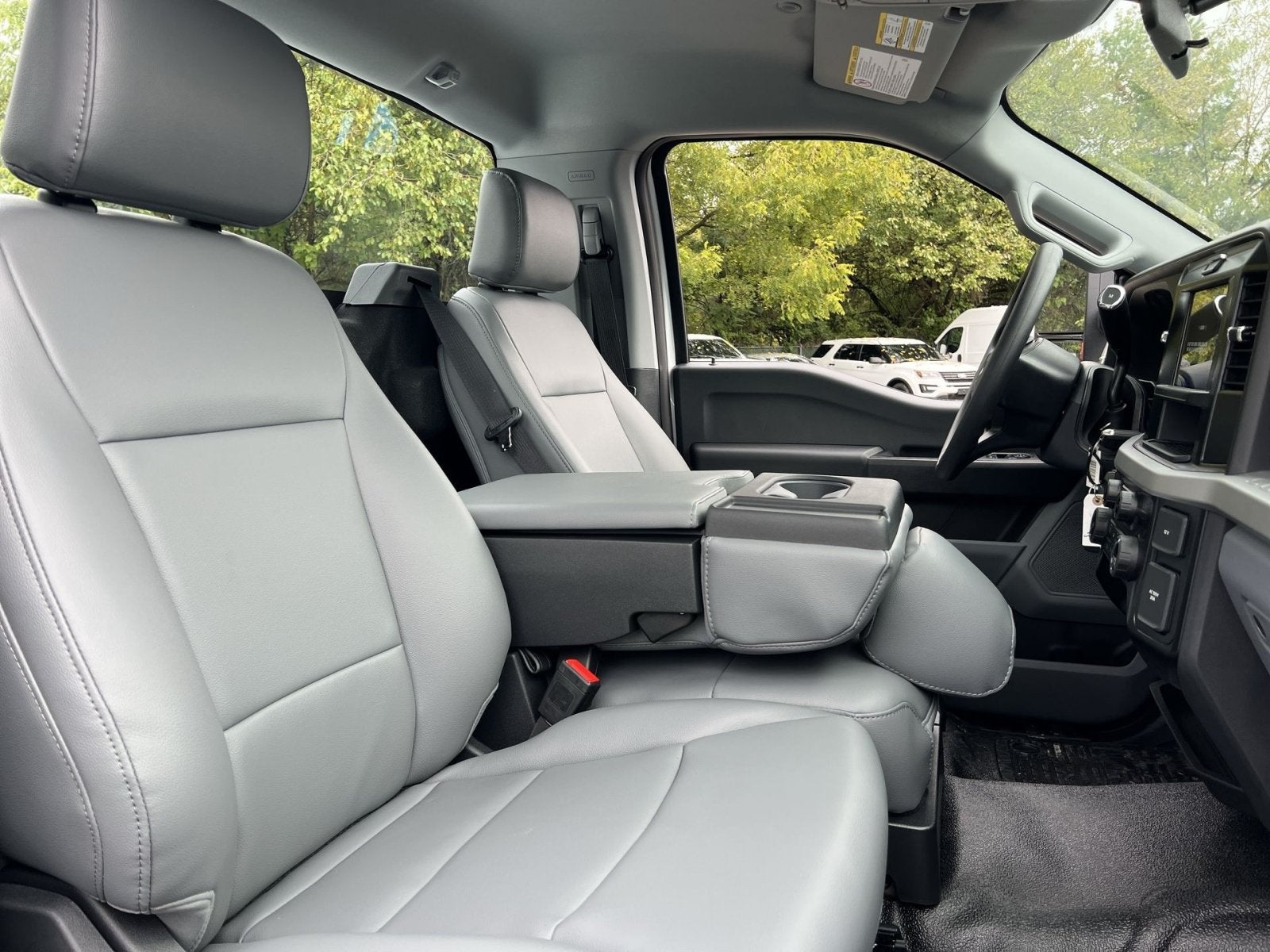 2027 Ford F-250SD XL